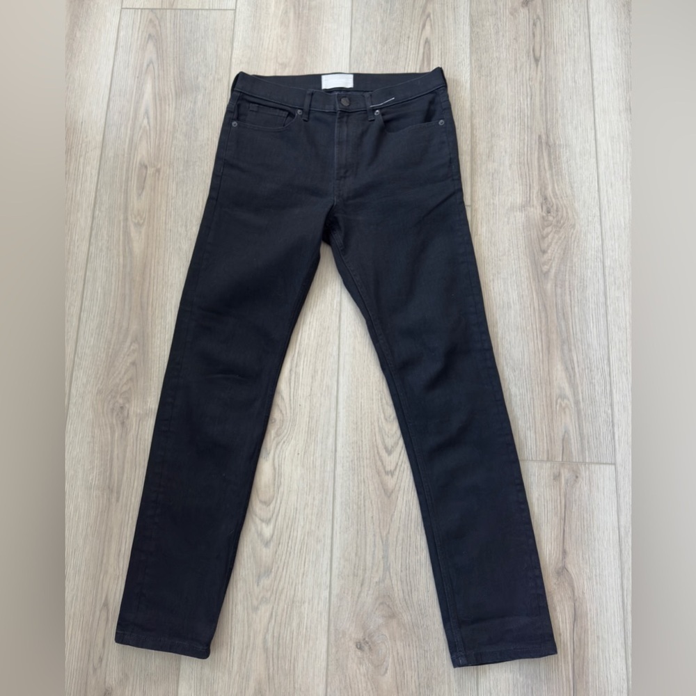 EVERLANE Men’s Black Slim Jeans 👖